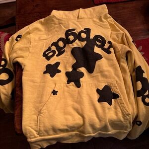 sp5der worldwide golden beluga hoodie size m